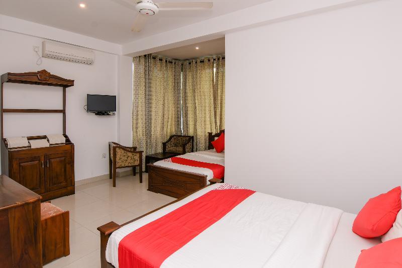 Oyo 238 Selva'S Guest House นูวาราเอลิยา ภายนอก รูปภาพ
