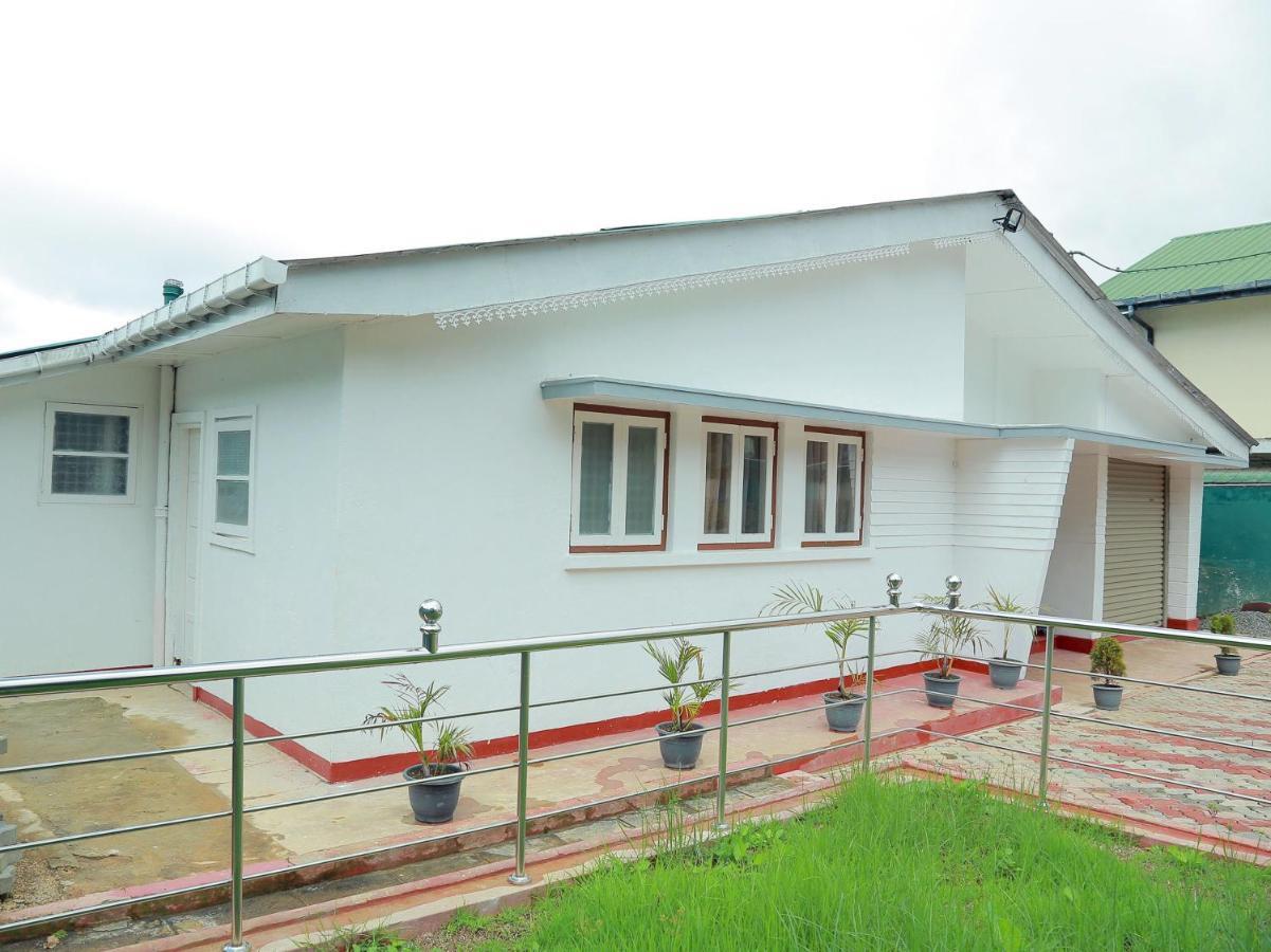 Oyo 238 Selva'S Guest House นูวาราเอลิยา ภายนอก รูปภาพ