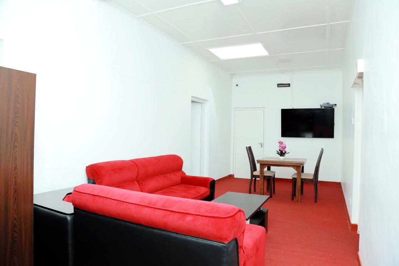 Oyo 238 Selva'S Guest House นูวาราเอลิยา ภายนอก รูปภาพ